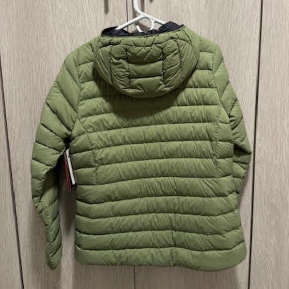 Mountain Hardware Deloro Down Jacket in Light Cactus, Size Large - Picture 4 of 13